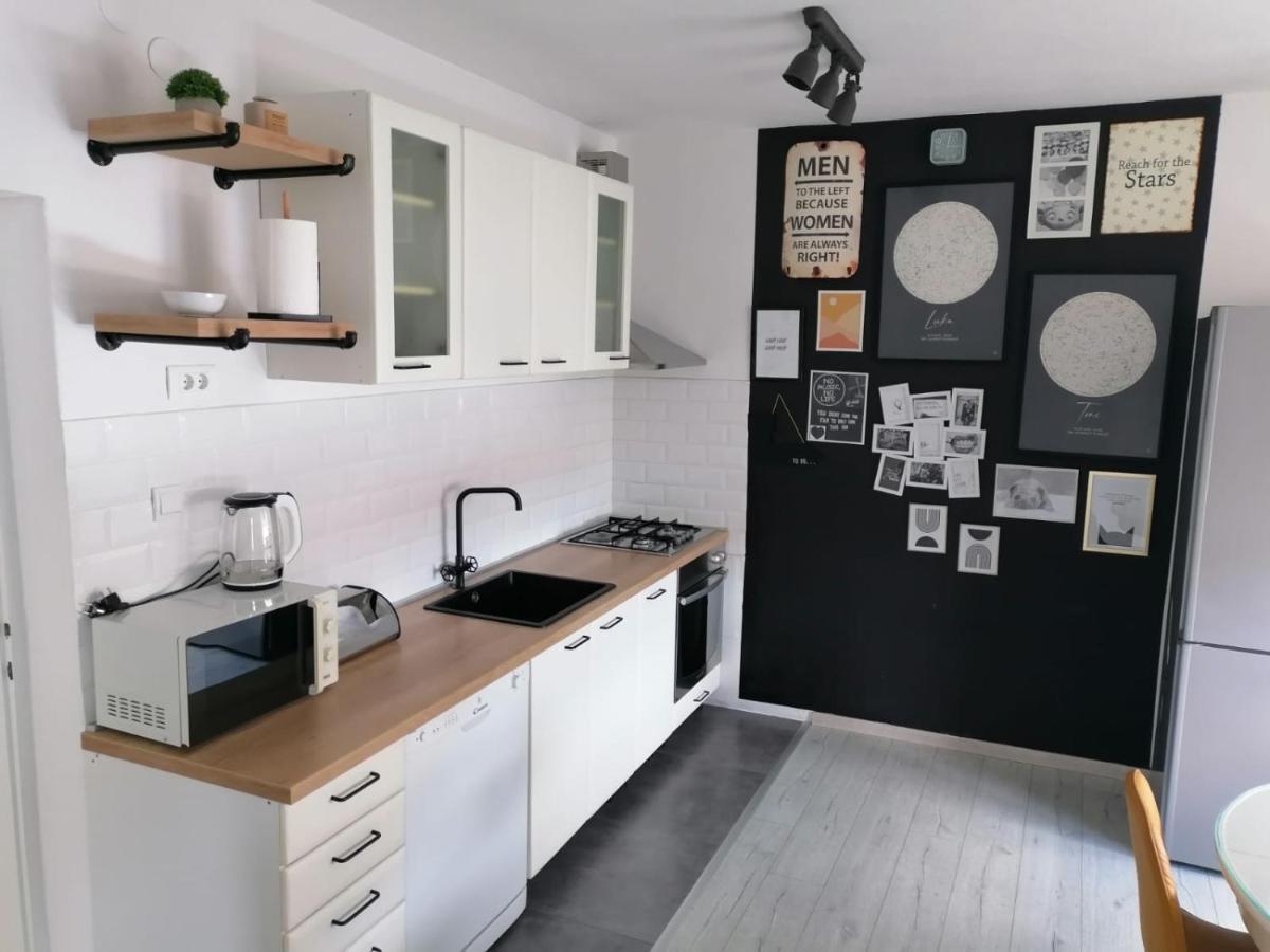 Apartment Luka Tučepi エクステリア 写真